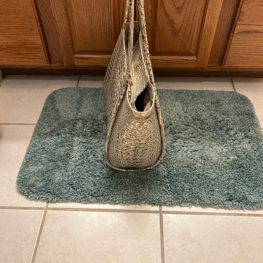 Brahmin Gold Bailee Tote Bag in perfect condition - Picture 6 of 8